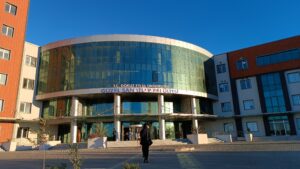 Dokuz Eylül Üniversitesi Güzel Sanatlar Fakültesi (Université Dokuz Eylül, Faculté des Beaux-Arts)