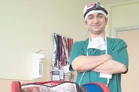 Prof. Dr. Ethem Güneren- meilleurs chirurgiens spécialisés en blépharoplastie