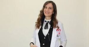 Dr. Ece Kaya