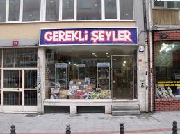 Gerekli Şeyler Dükkanı, Istanbul