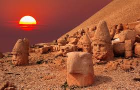 Le Mont Nemrut (Nemrut Dağı)