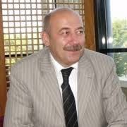Professeur Naim Ata